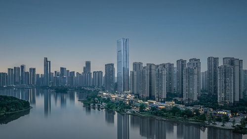 梅溪湖新地标全面交付 长沙新增一座城市商业综合体