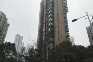 长沙市岳麓区人民法院